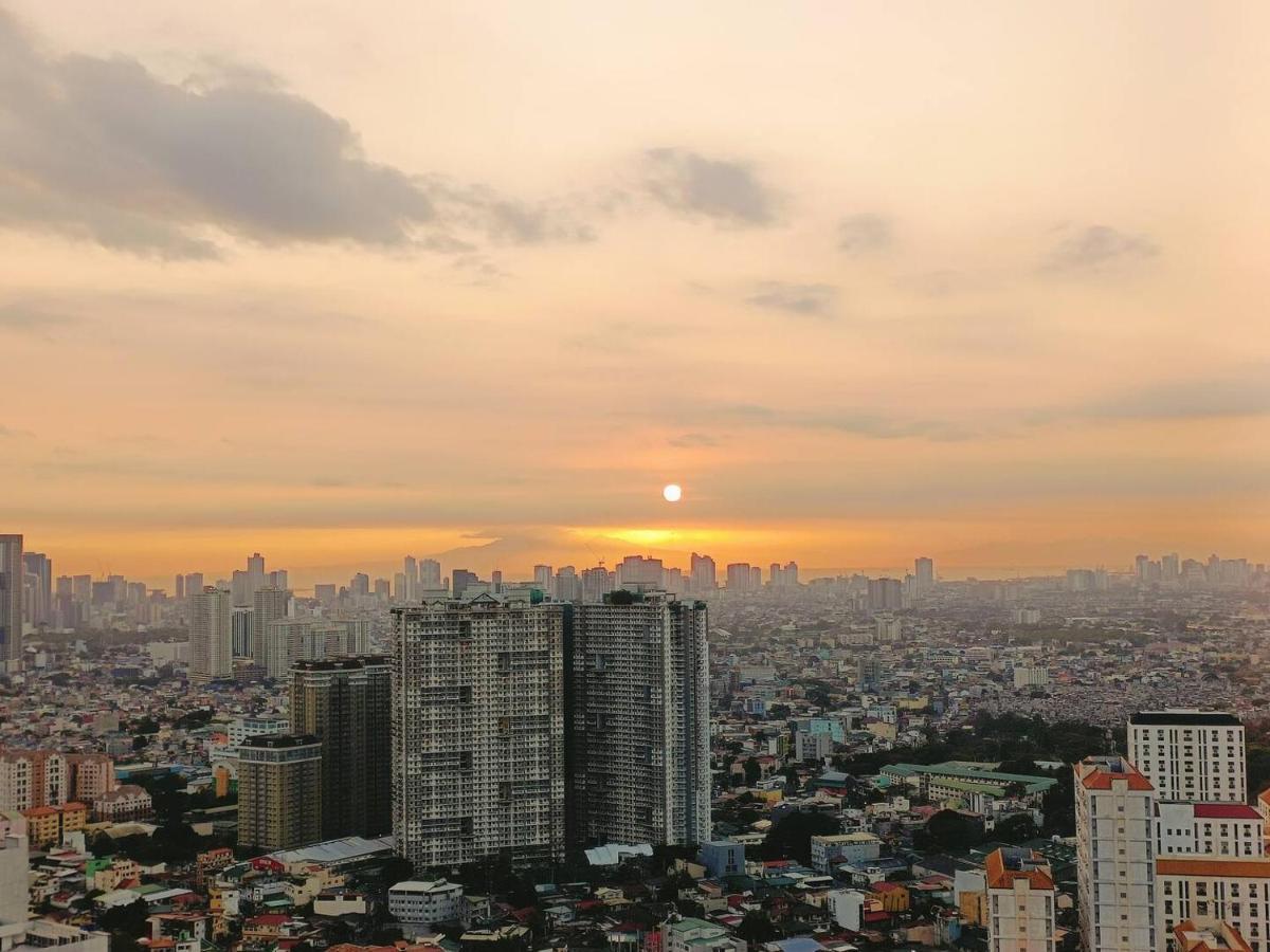 Penthouse Studio At Fame Residence 41St Floor, Shangrila-Megamall 马尼拉 外观 照片