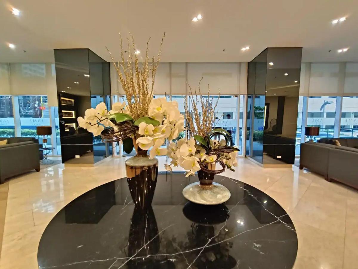 Penthouse Studio At Fame Residence 41St Floor, Shangrila-Megamall 马尼拉 外观 照片