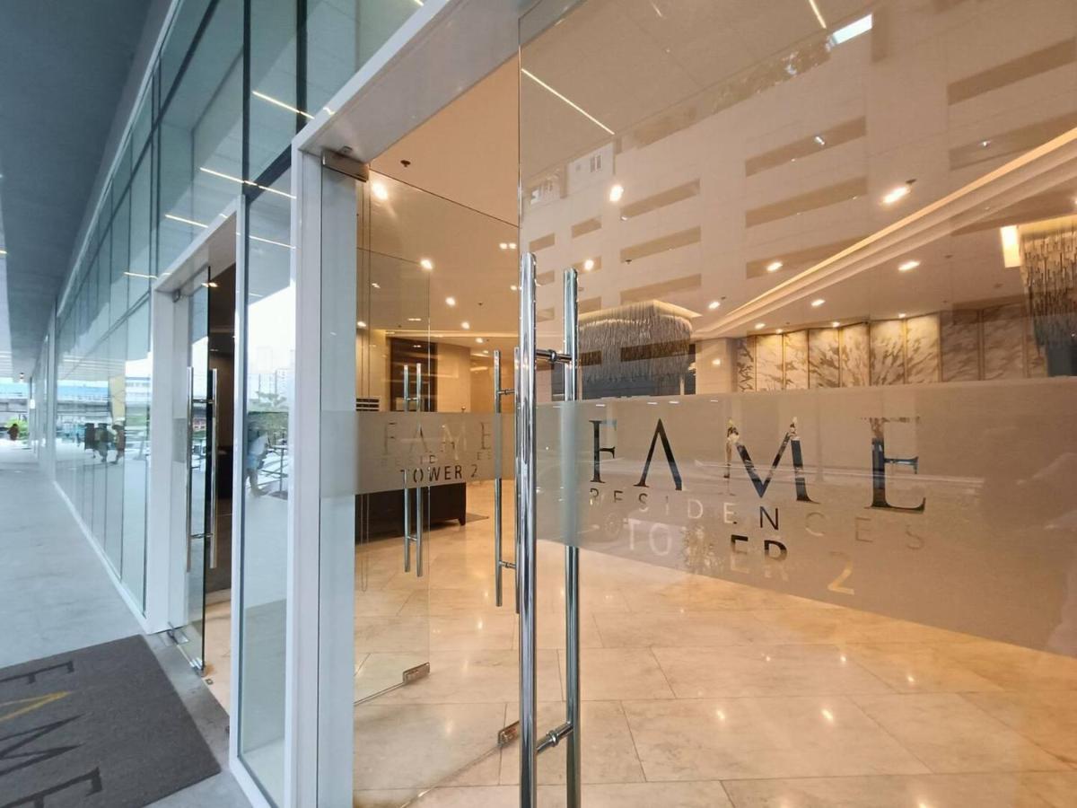 Penthouse Studio At Fame Residence 41St Floor, Shangrila-Megamall 马尼拉 外观 照片
